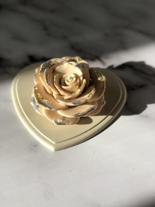 شمع فانتزی پودری گوش ماهی